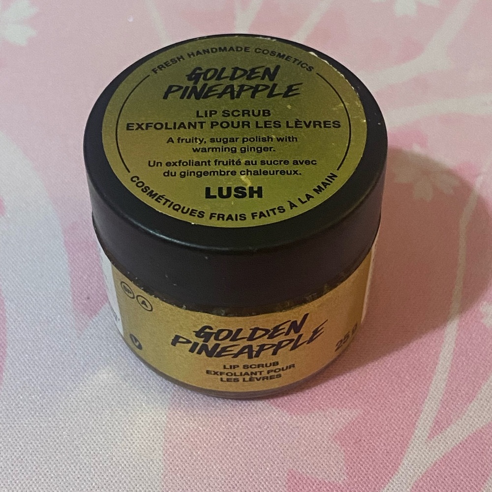 Lush Lip Scrub